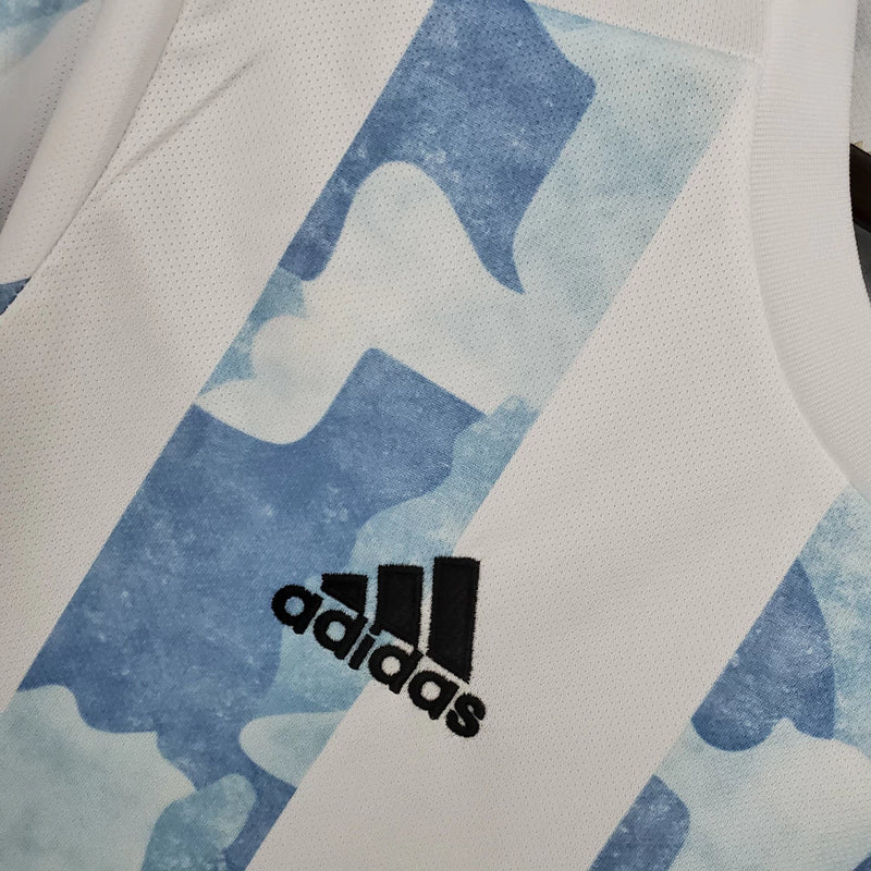 Camisa I Argentina Home 2021 Copa América Retrô Adidas - Azul e Branca

Comprar camisas da Argentina é na Manto do GOAT! Adquira a Camisa I Argentina Home 2021 Copa América Retrô Adidas - Azul e Branca! Ideal para torcedores da Argentina e fãs de Lionel Messi. Aproveite frete grátis e 5% de desconto no pagamento via PIX. Promoção pague 2 leve 3! Parcelamento: até 12x. Seja um GOAT! Acesse Agora!

Manto do GOAT | Loja de Artigos Esportivos | Camisas de Futebol