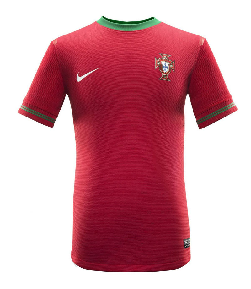 Camisa I Portugal Home Euro 2012 Retrô Nike - Vermelha

Comprar camisas de Portugal é na Manto do GOAT! Adquira a Camisa I Portugal Home Euro 2012 Retrô Nike - Vermelha! Ideal para torcedores de Portugal e fãs de Cristiano Ronaldo. Aproveite frete grátis e 5% de desconto no pagamento via PIX. Promoção pague 2 leve 3! Parcelamento: até 12x. Seja um GOAT! Acesse Agora!

Manto do GOAT | Loja de Artigos Esportivos | Camisas de Futebol